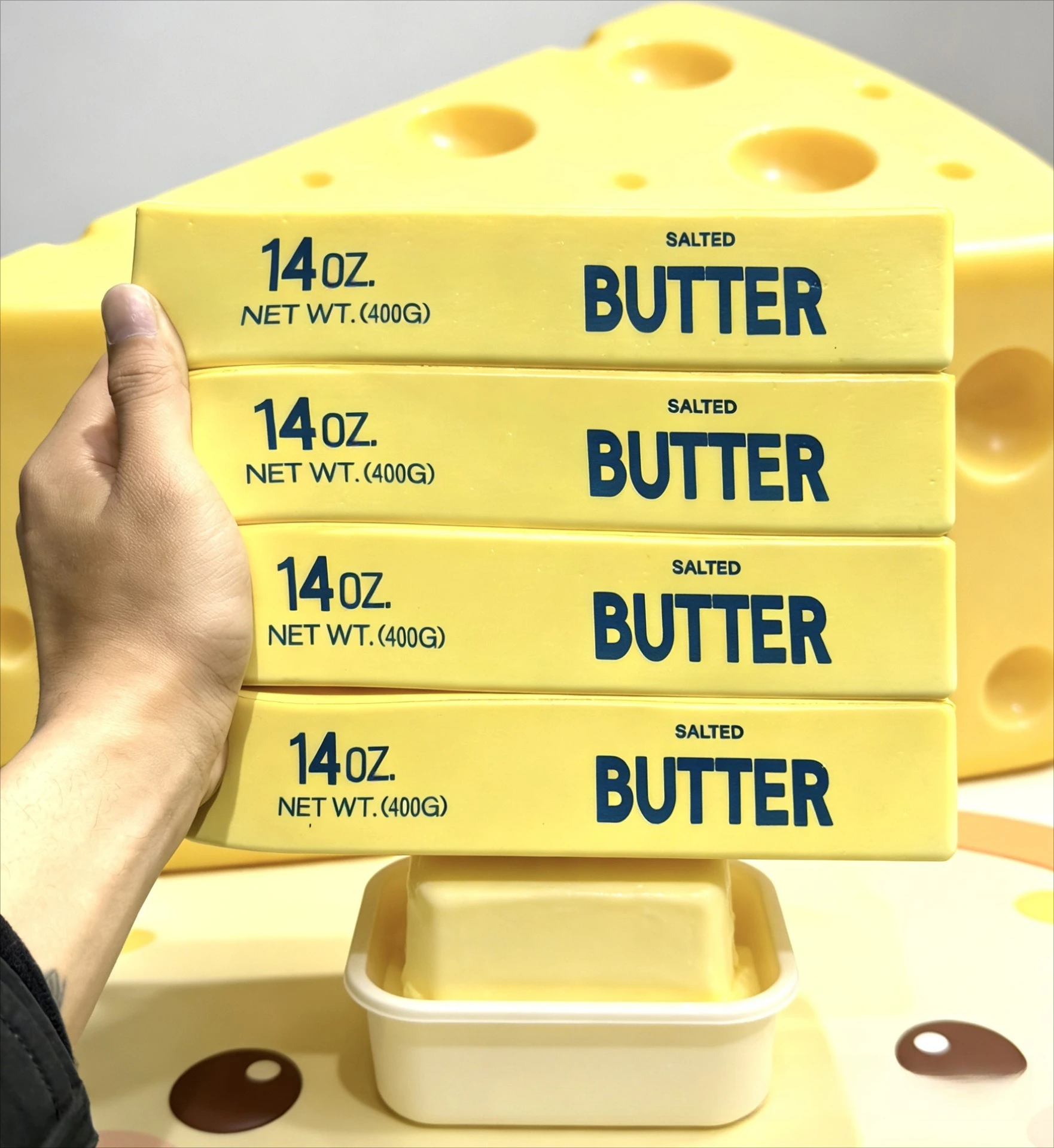 Party Games For Adults And Kids - 23cm 크기의 부드러운 슈퍼 빅 버터